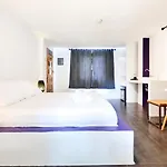 Babosam Hotel